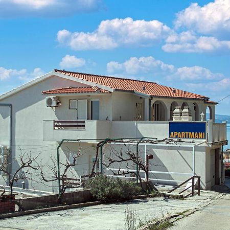 Apartments With A Parking Space Pisak, Omis - 5975 المظهر الخارجي الصورة