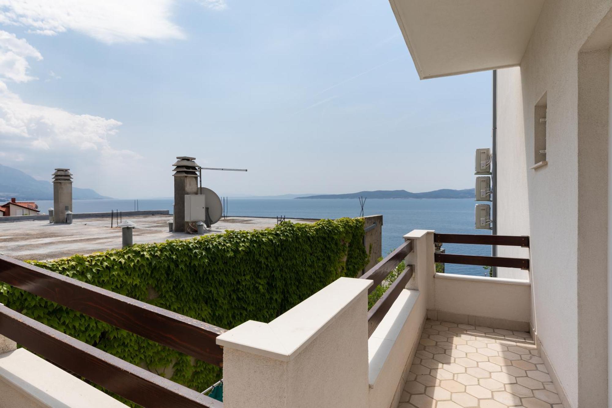 Apartments With A Parking Space Pisak, Omis - 5975 المظهر الخارجي الصورة
