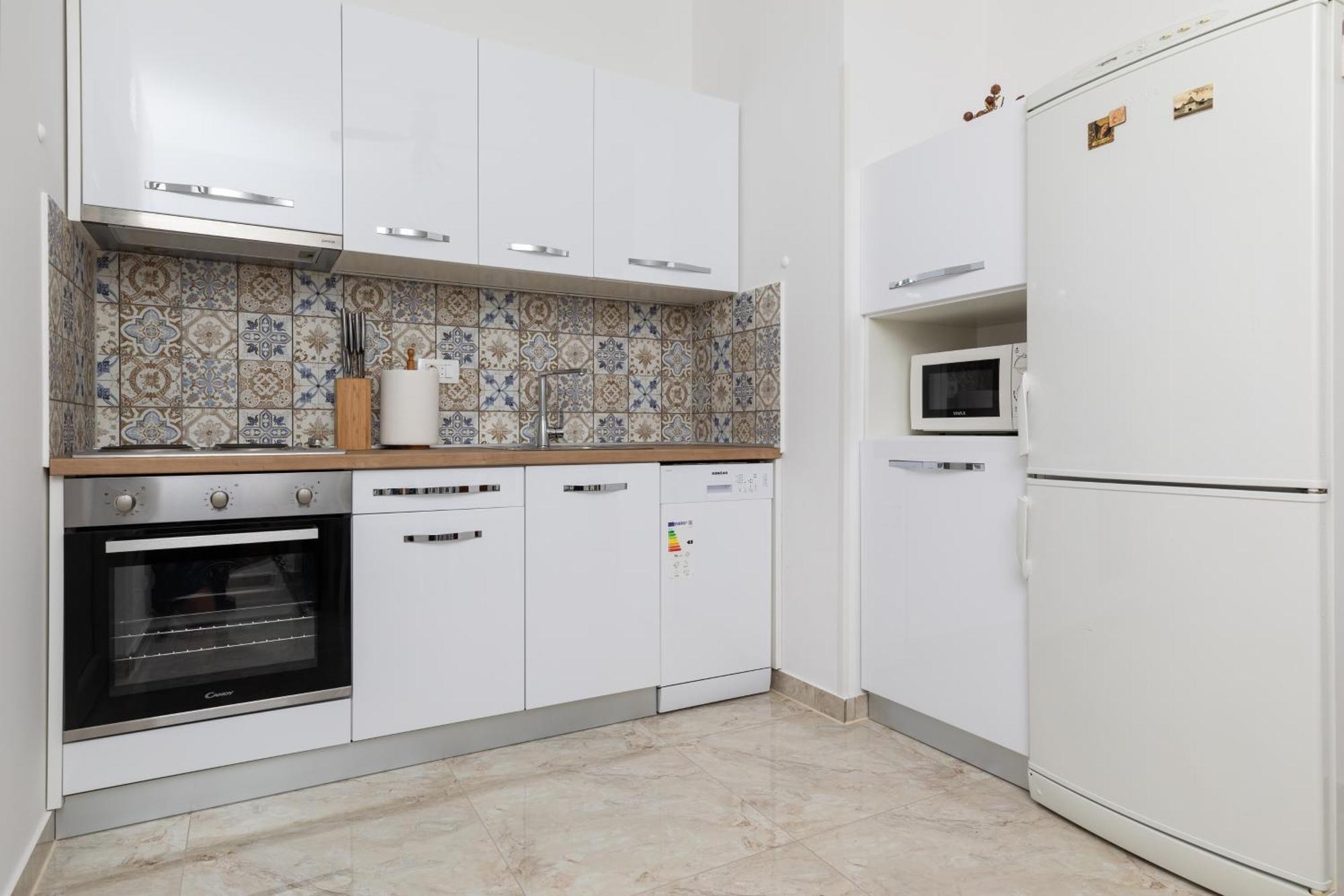 Apartments With A Parking Space Pisak, Omis - 5975 المظهر الخارجي الصورة